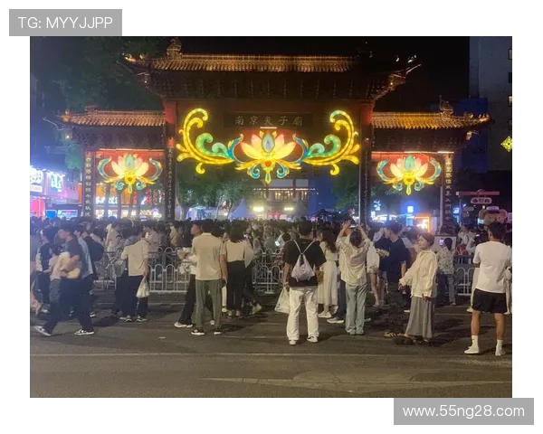 都市报道直播：直击现场，追踪城市热点